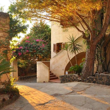 Le Mannare Case Vacanze Di Metopa Srl Piano Conte Exterior photo